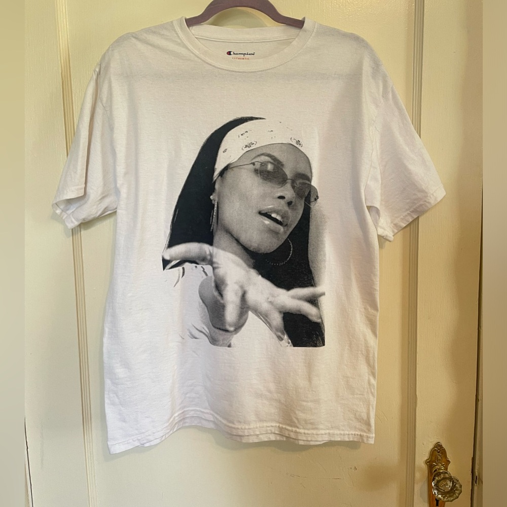 Aaliyah t-shirt
